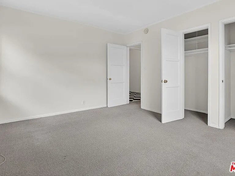314 N Saint Andrews Pl #3 — Photo 9