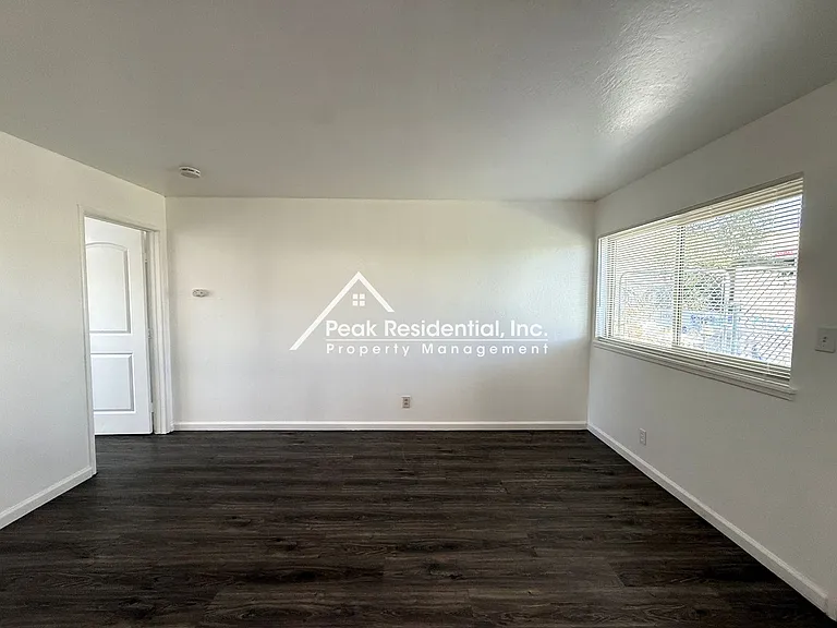 Ethan2437 — Photo 10