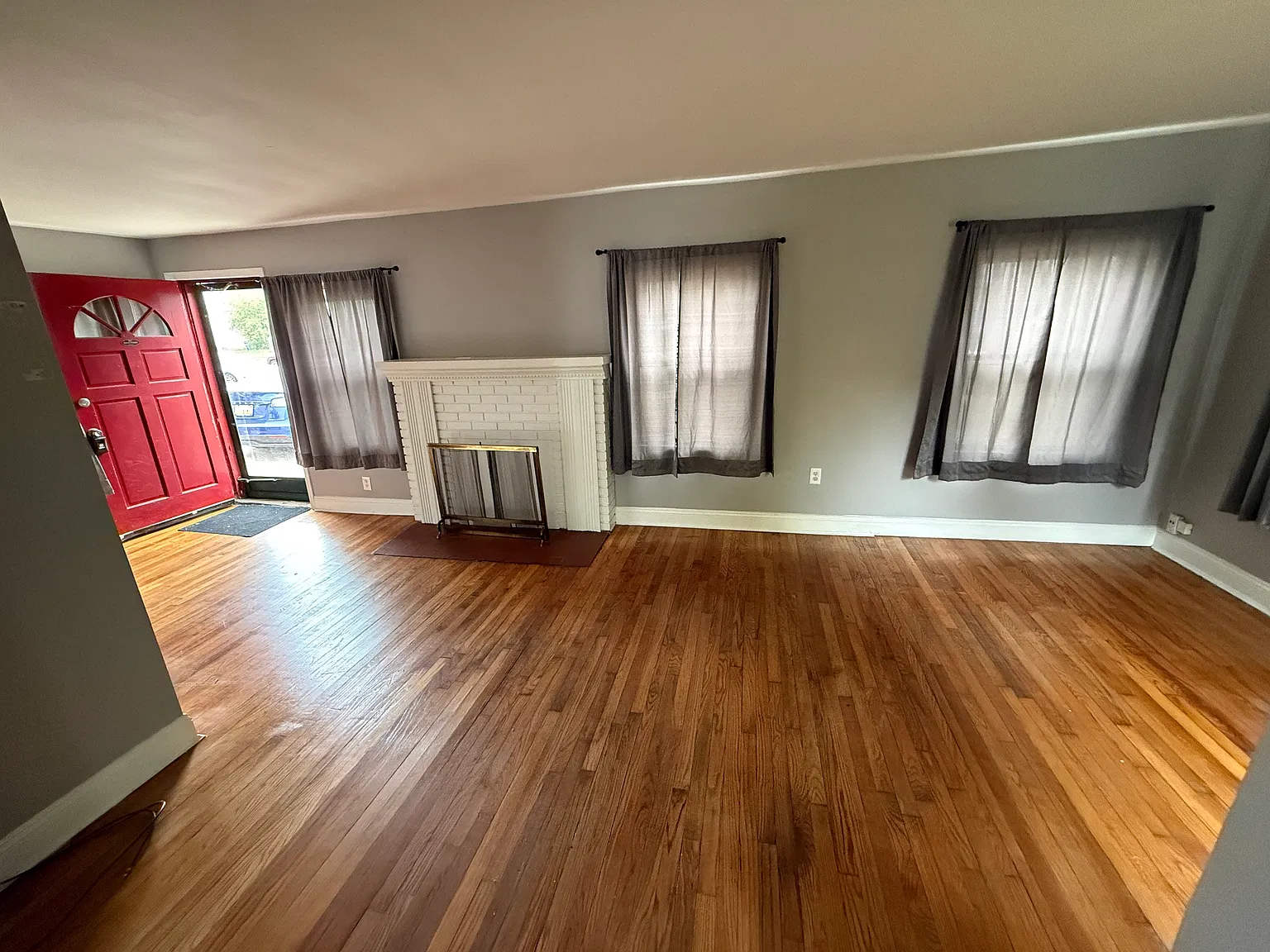 3 bed, 1104 sqft, $1,700 — Photo 4