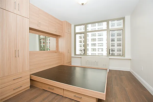 Rented by REAL New York | media 13