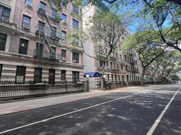 504 West 111th Street image 15 of 17