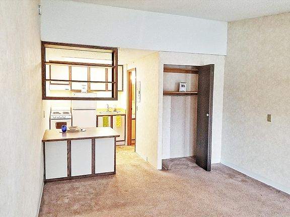5th image of 8026 McFarland Ct