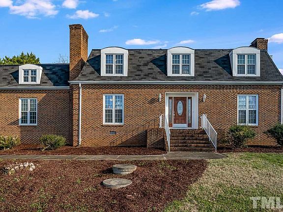 3rd image of 9810 Gallop Ln