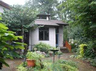 144 Porter St, Granby, MA 01033
