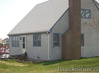 139 Prospect Rd, South Kingstown, RI 02879