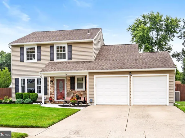 8 Thames Ln, Westampton, NJ 08060