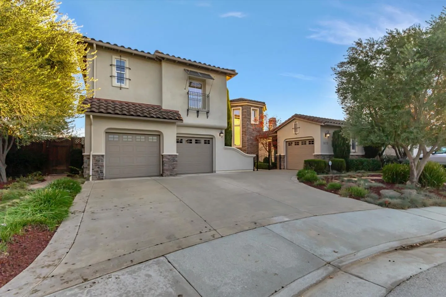 16770 Cabernet Cir photo 1