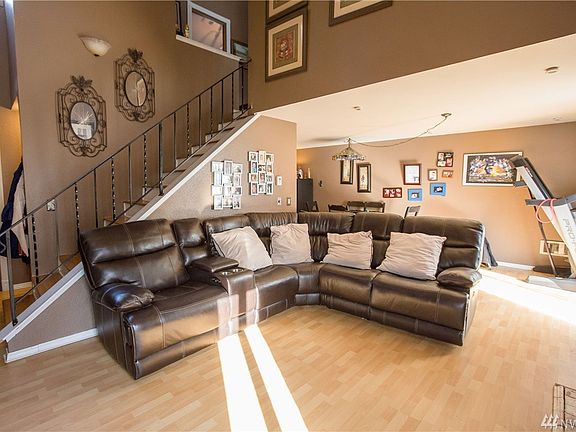 4th image of 21646 14th Ave S APT D5