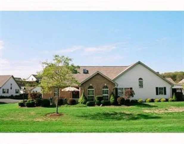 111 Pony Dr photo 1