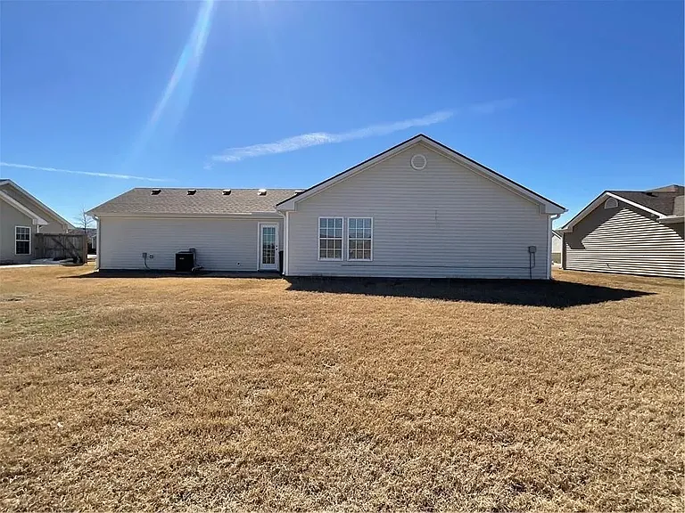 1280 Colonel Salomon Dr — Photo 13