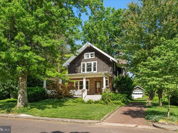 387 Lincoln Ave, Doylestown, PA 18901