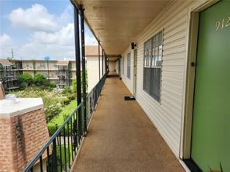 2708 Whitney Pl #911 — Photo 3