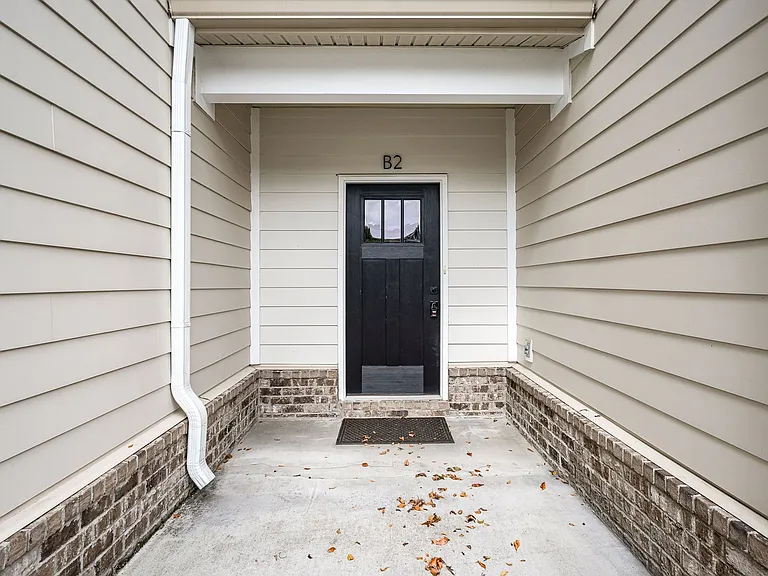 609 Lee St #B2 — Photo 6