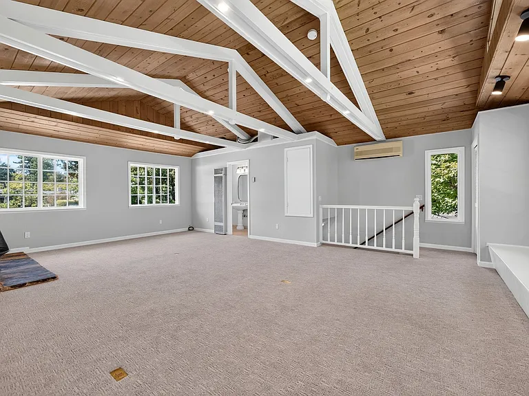 1912 Hannibal Dr — Photo 52