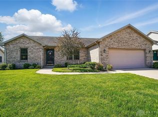 2610 New Castle Dr, Troy, OH 45373