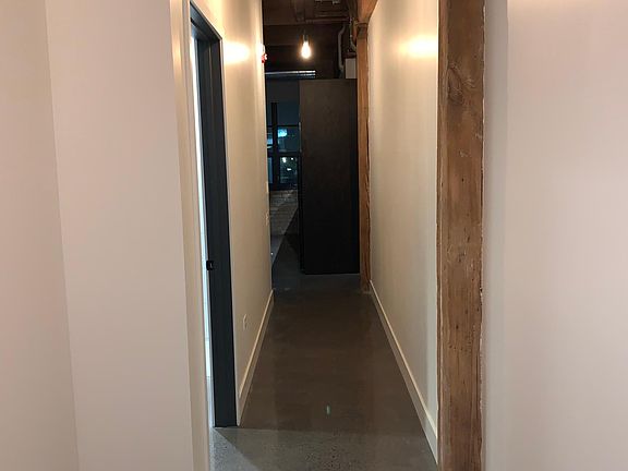 4th image of 2060 N Southport Ave #307