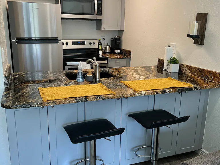 2117 Walnut St #11 — Photo 7
