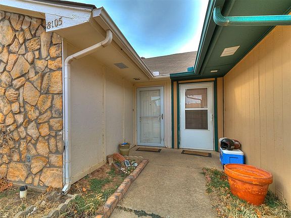 3rd image of 8105 NW 23rd St