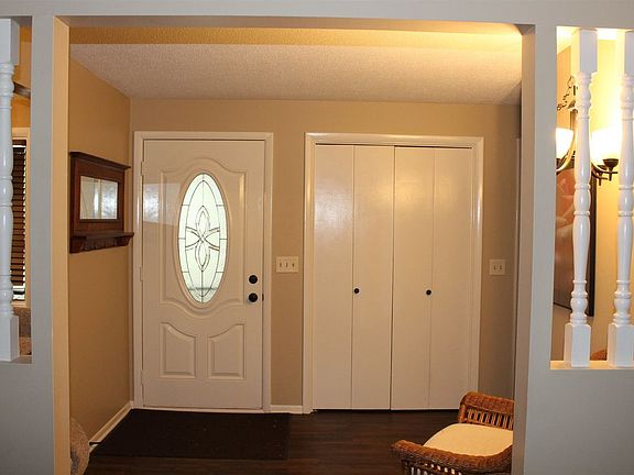 3rd image of 7239 Antebellum Dr
