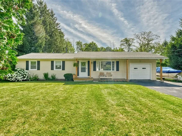 874 Chili Center Coldwater Rd, Rochester, NY 14624