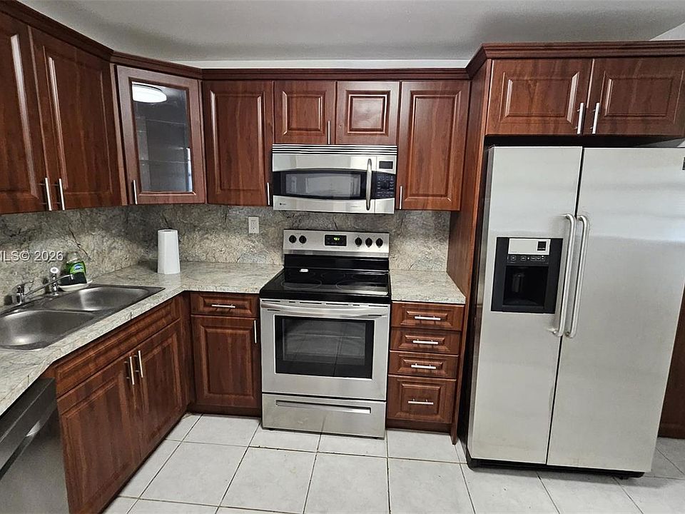 1st image of 1750 NE 191st St #3254