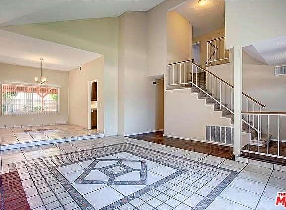 3rd image of 20238 Blythe St