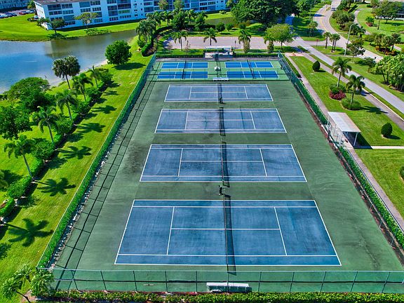 4th image of 3008 Rexford