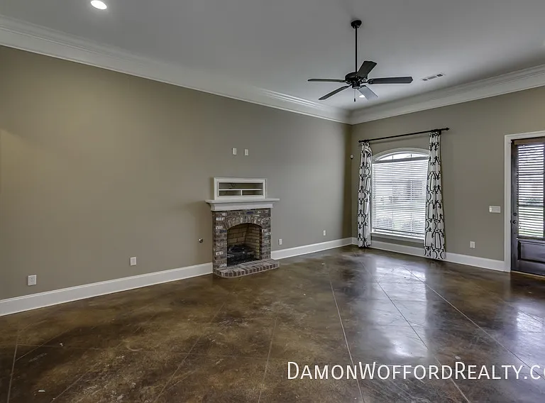 114 Lennox Pl — Photo 9