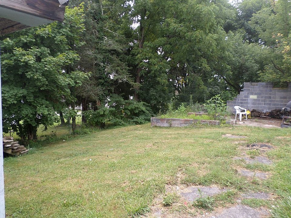 2nd image of 108 Stanley St