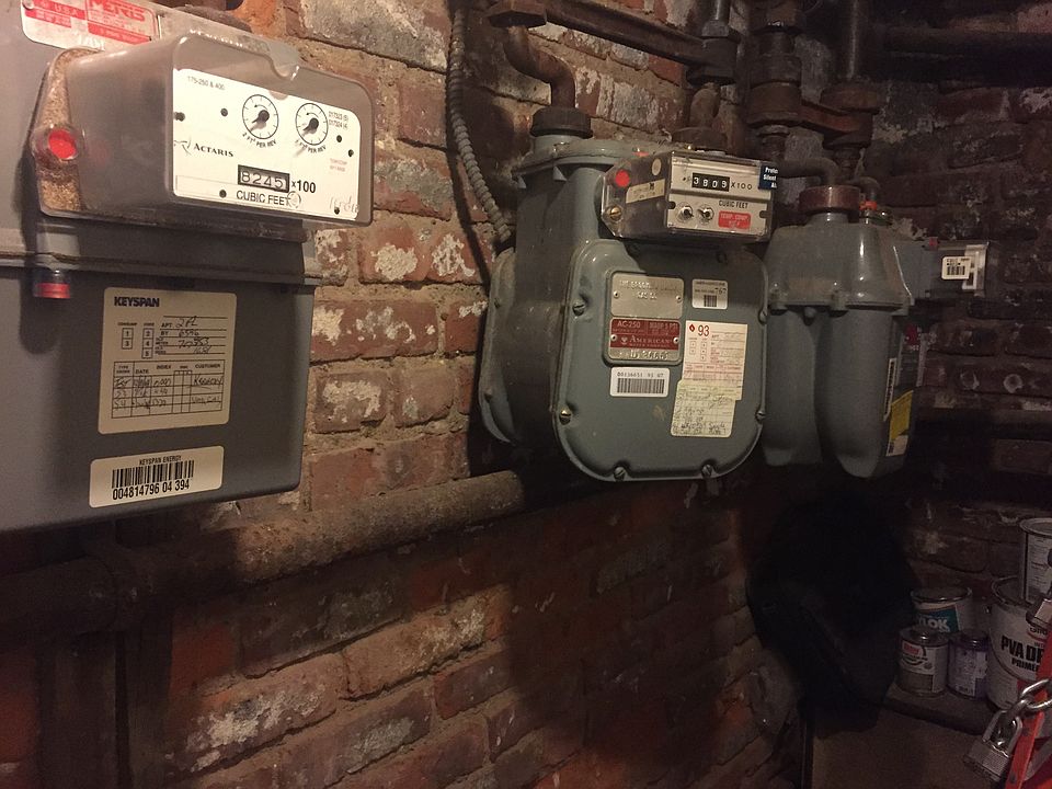 2nd image of 2897 Fulton St