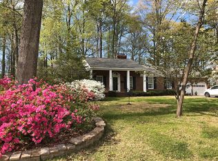 18 Garland Ct, Newport News, VA 23606