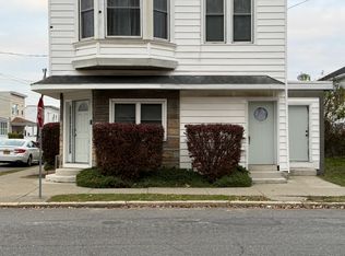 513 25th St #A, Watervliet, NY 12189