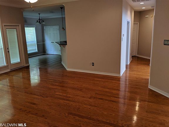 3rd image of 2161 Graceland Ct #9