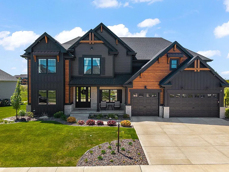 13431 Redbud Dr — Photo 1