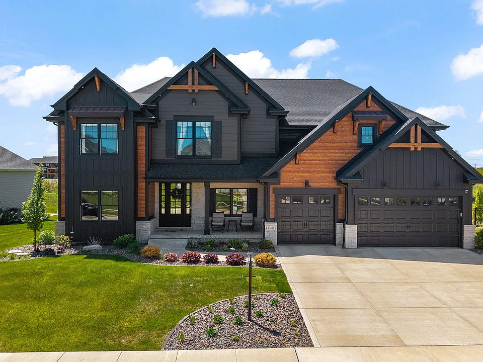 13431 Redbud Dr