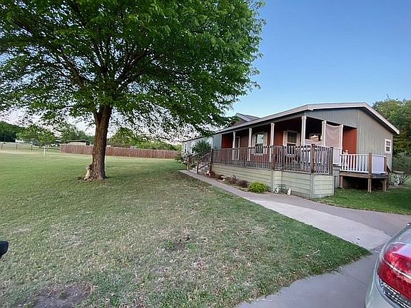 2nd image of 265 Kelly Brook Ln
