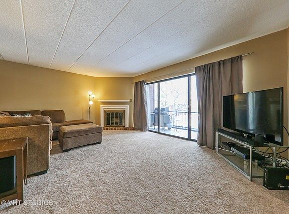 5th image of 65 Pier Dr APT 202