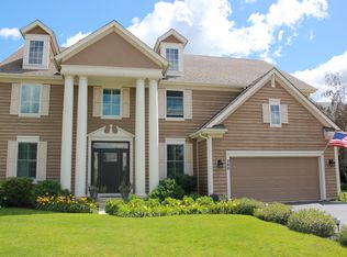 280 Coreys Ct, Vernon Hills, IL 60061