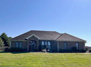 670 Clay Starks Rd, Woodburn, KY 42170