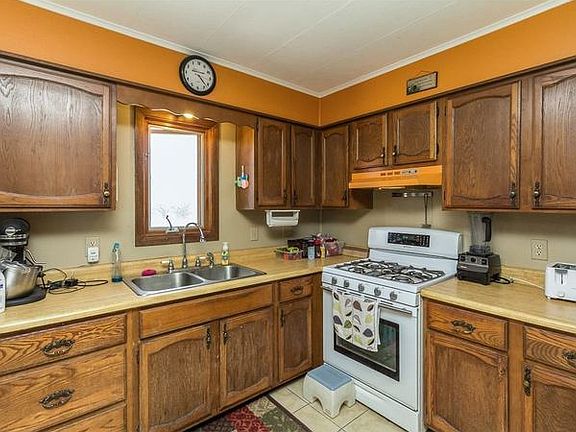 2nd image of 26015 205th St