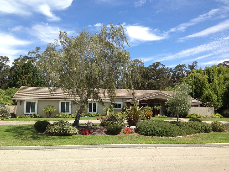 1st image of 1381 Foxenwood Dr