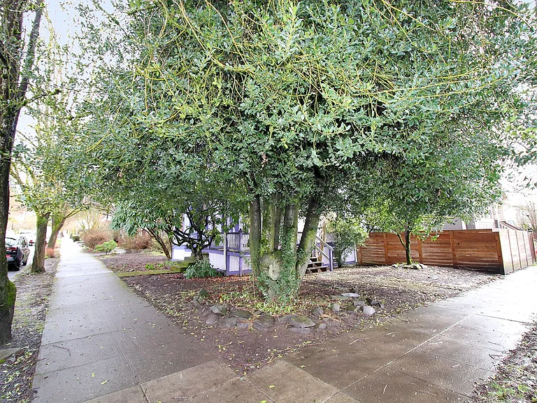 5112 SE Hawthorne Blvd — Photo 25