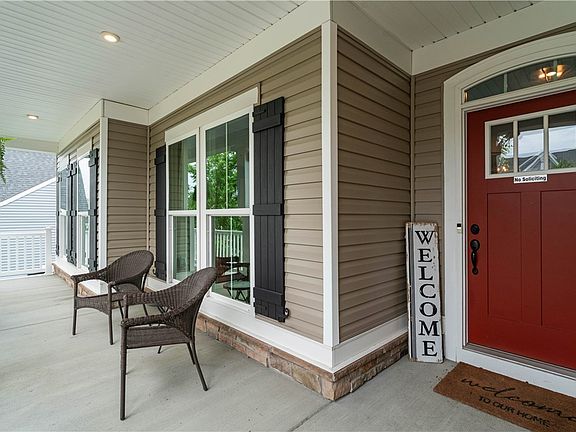 4th image of 4007 Weatherburn Dr