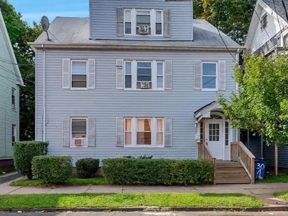 30 Platt St #3