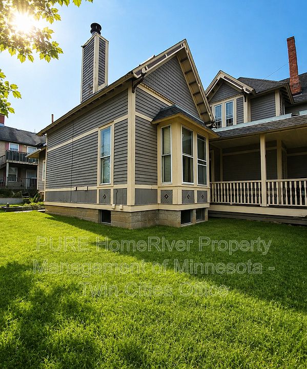 2nd image of 518 3rd St N APT 2