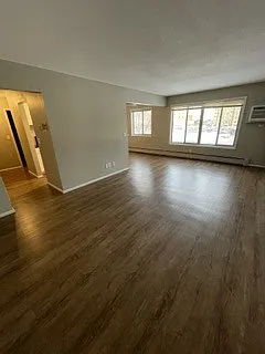 Maple Commons Apartments — Photo 42