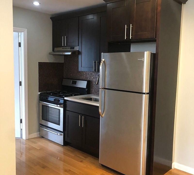 1st image of 400 W 128th St APT 35A