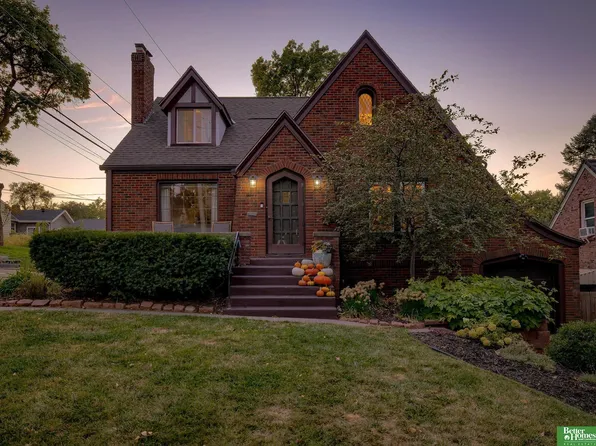 1516 N 51st St, Omaha, NE 68104