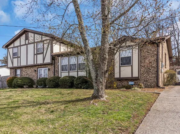 426 Clearwater Dr, Nashville, TN 37217