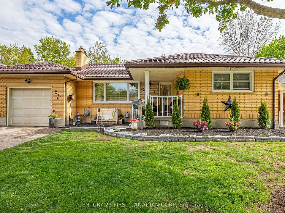 1st image of 58 Centre Cres N